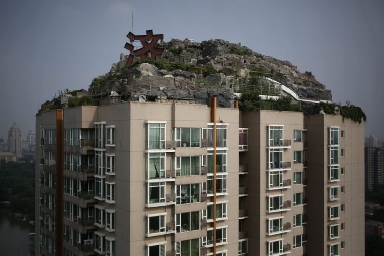 Rooftop mountain
